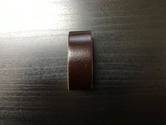 Belt Loop - Shiny Dark Brown